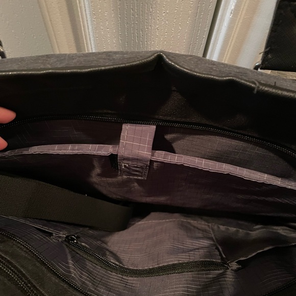 Delta Gamma Laptop Bag - Picture 4 of 5